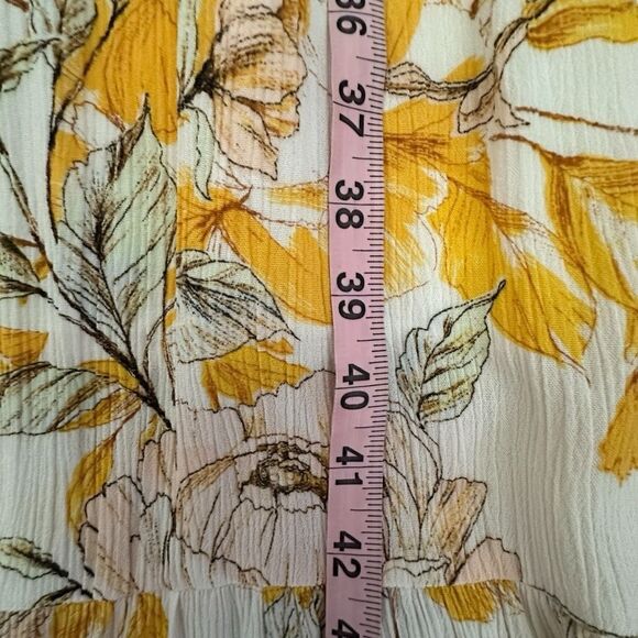 Nicole Miller ~ Floral Maxi Dress in Yellow and White floral print ~ size 10 - Picture 13 of 15